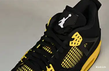 THUNDER 4 RETRO JORDAN AIR DH6927-017 0619